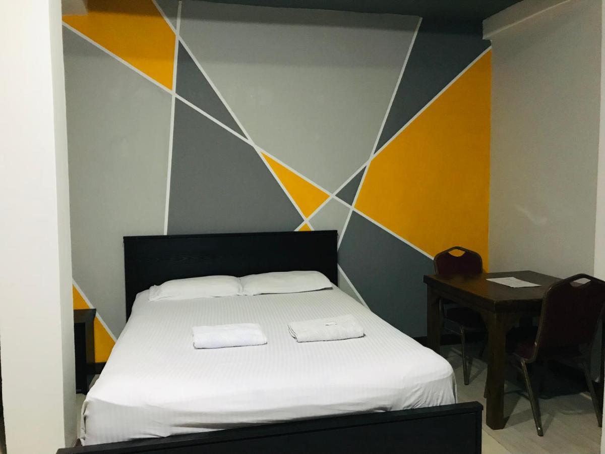 Alina Budget Hotel Kaduwela Dış mekan fotoğraf
