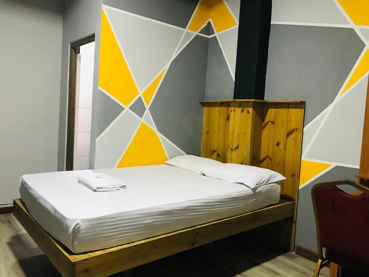 Alina Budget Hotel Kaduwela Dış mekan fotoğraf
